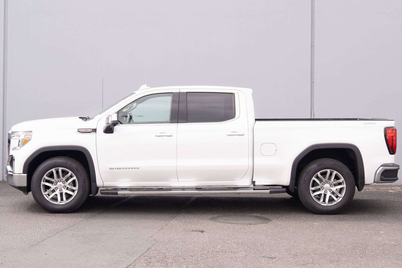2019 Gmc Sierra 1500 SLT photo 12