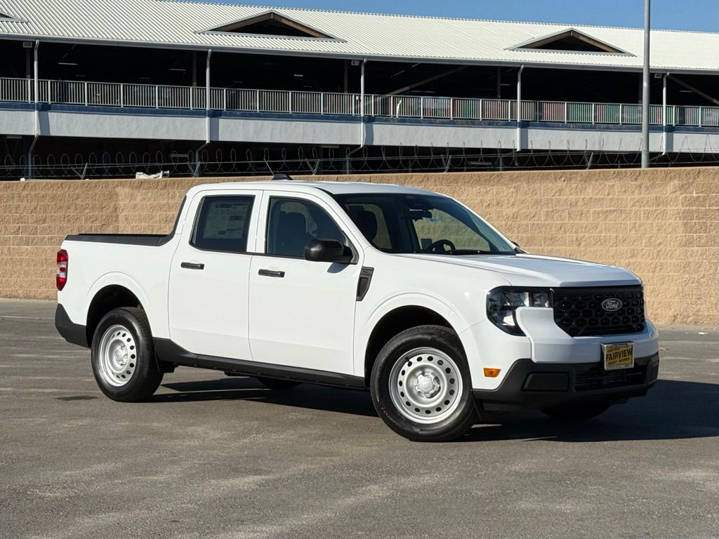 2026 Ford Maverick XL's photo