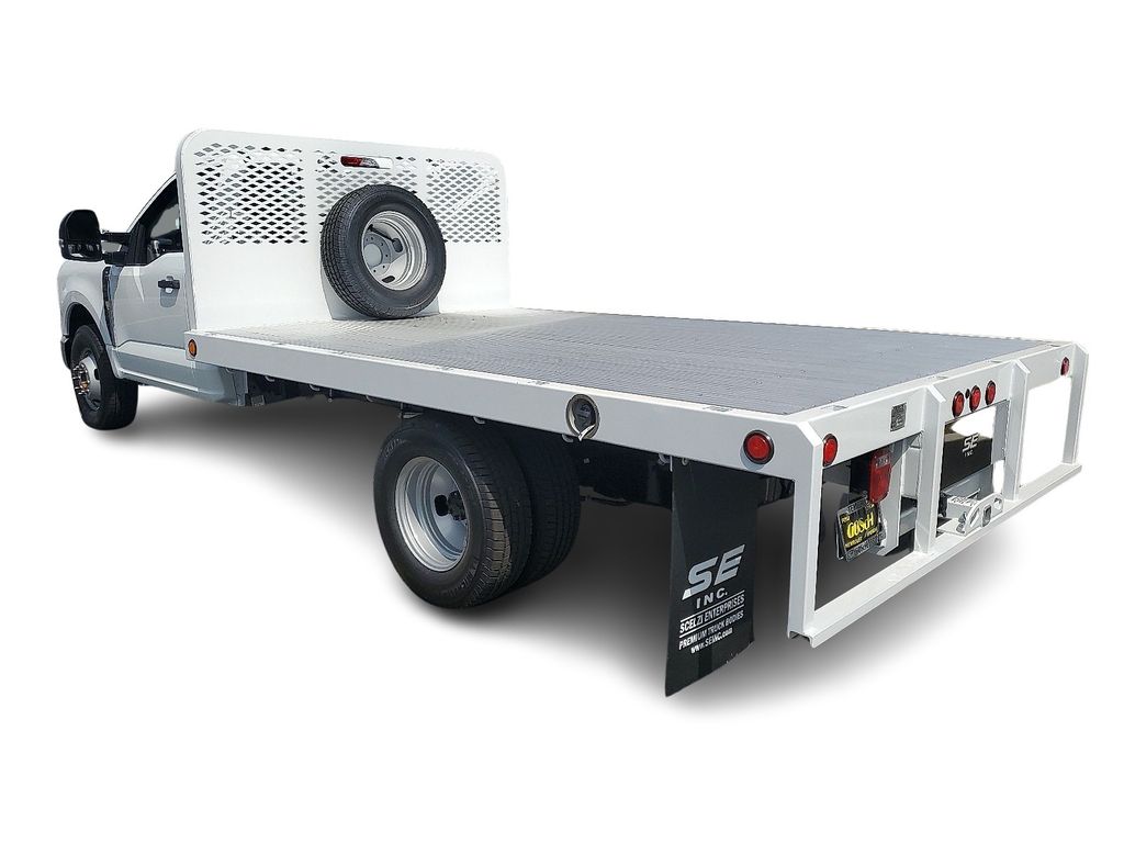 2024 Ford F-350 XL photo 5