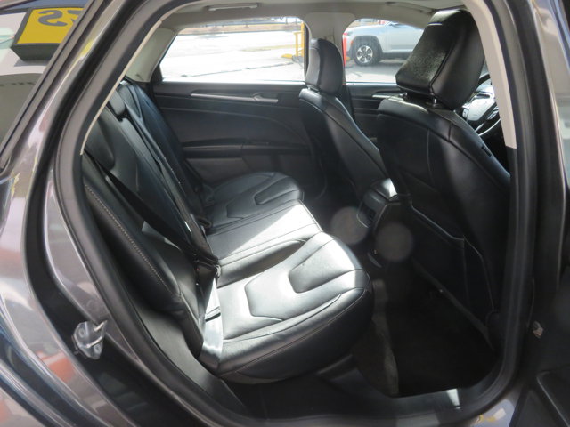 2020 Ford Fusion Titanium photo 11