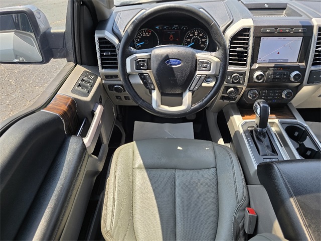 2020 Ford F-150 Lariat photo 3