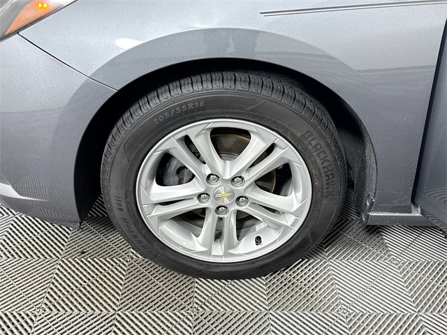 2018 Chevrolet Cruze LT photo 4