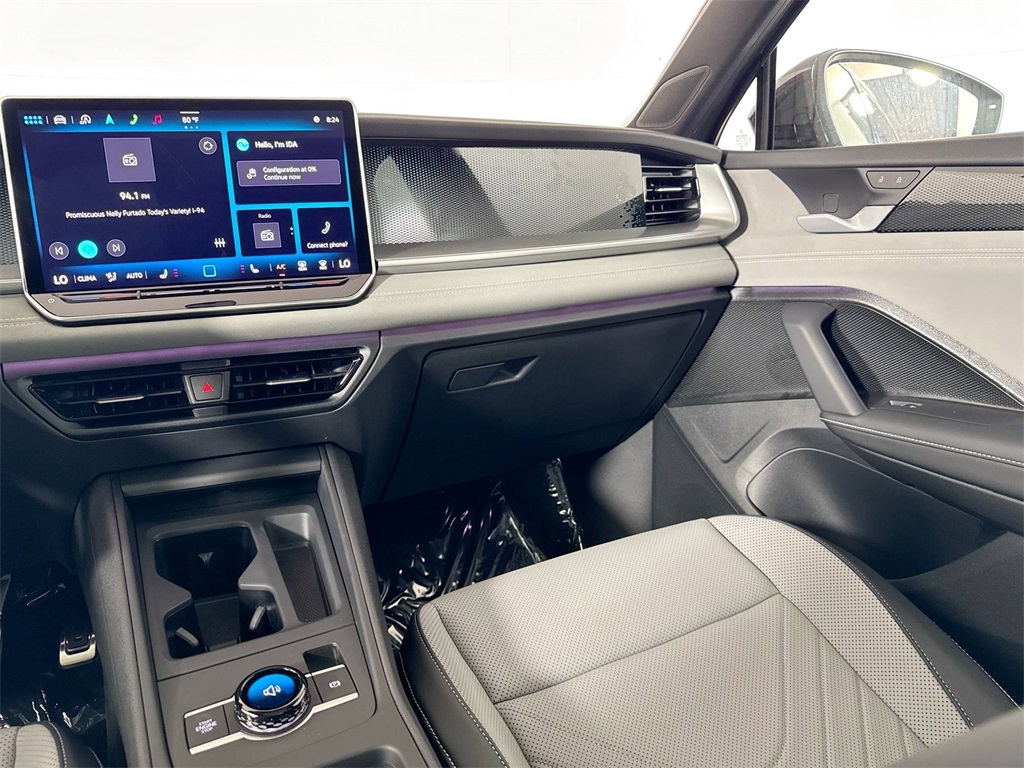 2025 Volkswagen Tiguan SE R-Line Black photo 9