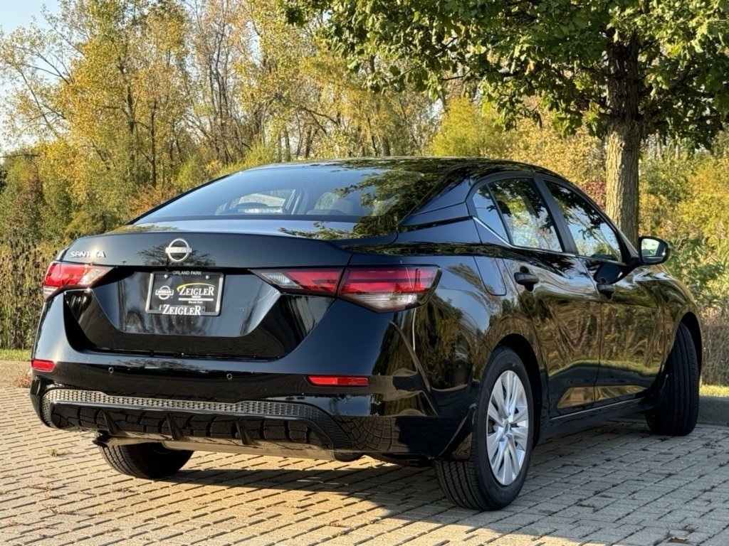 2025 Nissan Sentra S photo 7