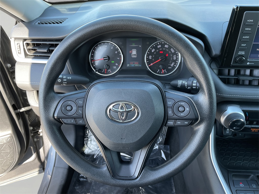 2022 Toyota RAV4 XLE photo 23