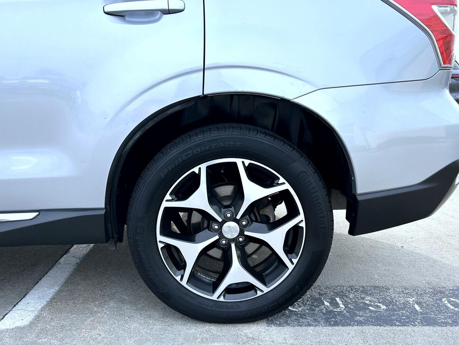2015 Subaru Forester 2.0XT Touring photo 19
