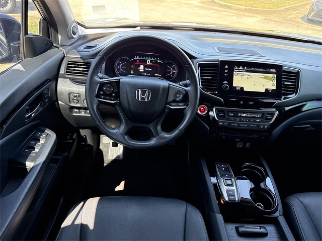 2021 Honda Pilot Touring photo 19