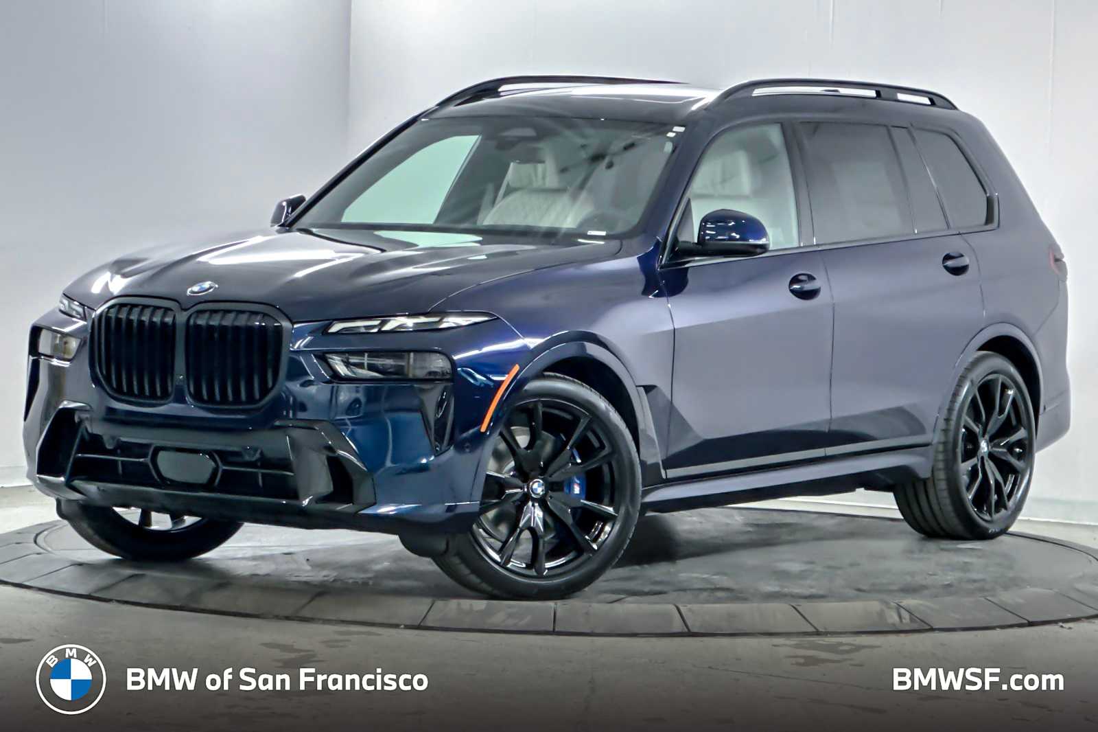 2026 BMW X7 40i's photo