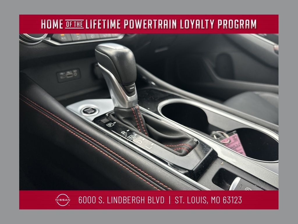 2025 Nissan Altima SR's photo