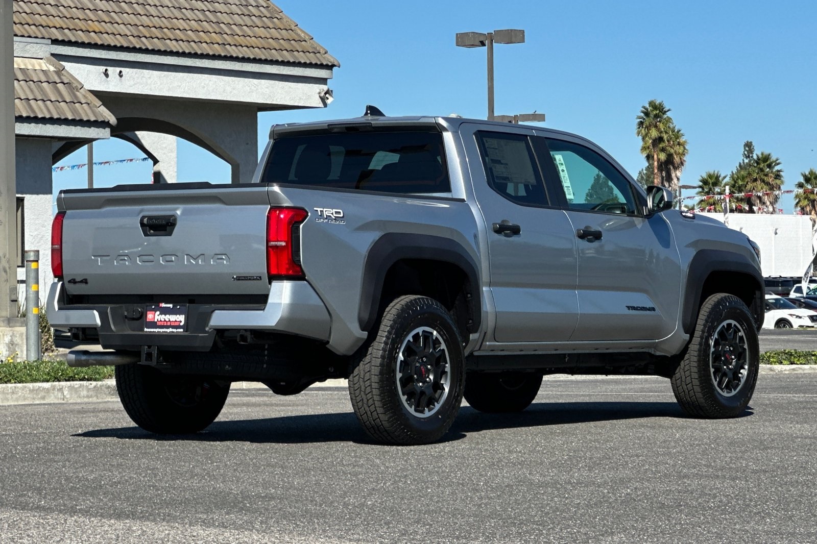 2025 Toyota Tacoma TRD Off-Road 4x4 Double Cab photo 4