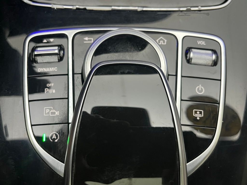 2017 Mercedes Benz E 300 photo 4