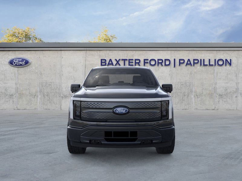 2025 Ford F-150 Lightning XLT photo 19