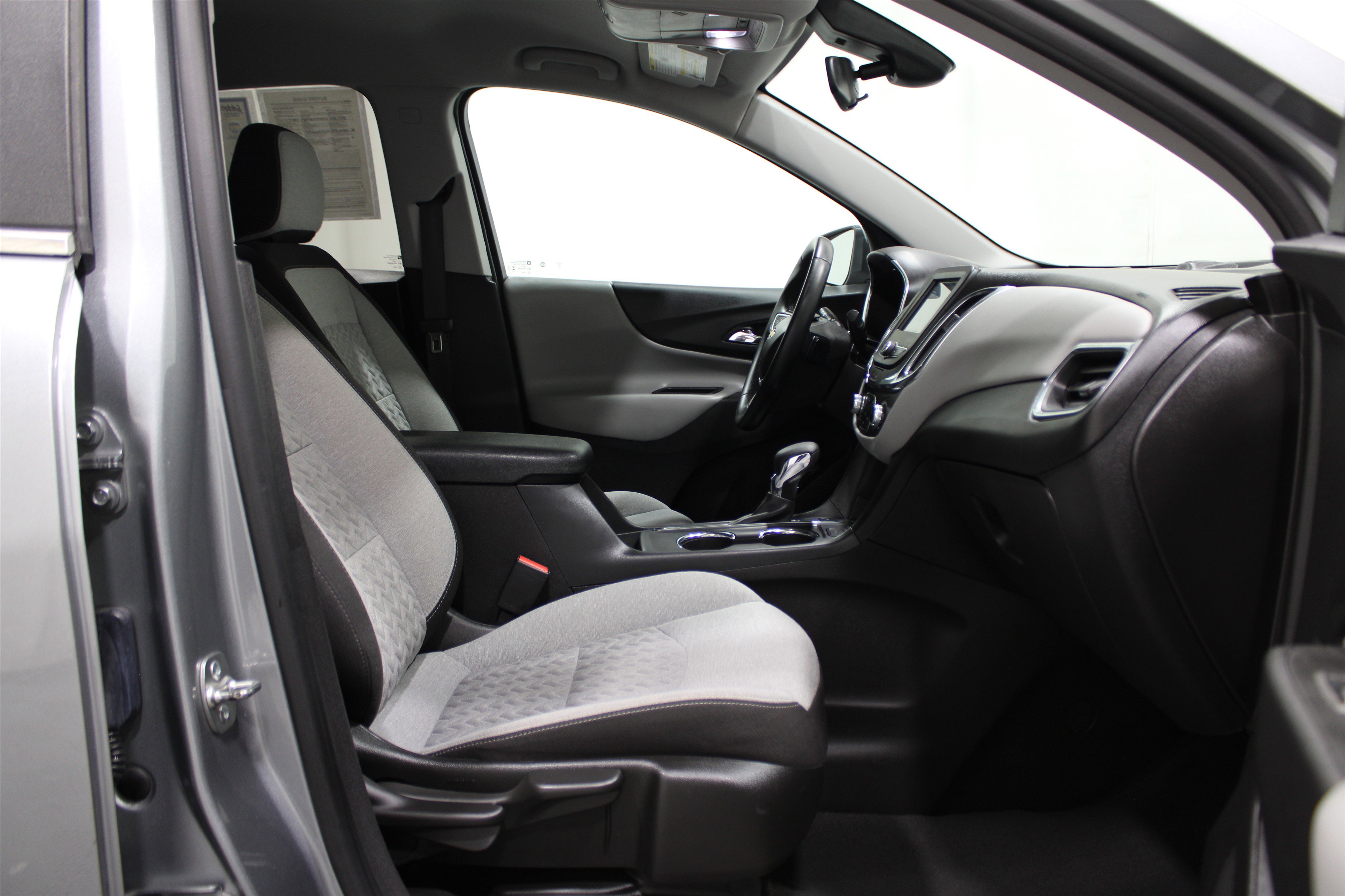 2024 Chevrolet Equinox LT photo 20