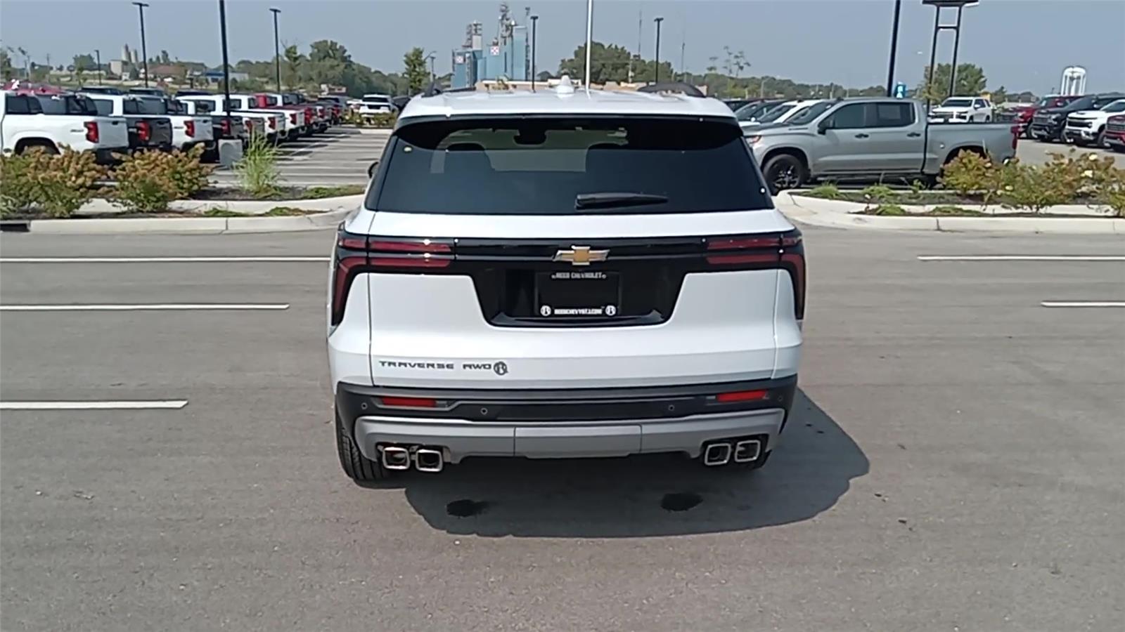 2026 Chevrolet Traverse photo 5
