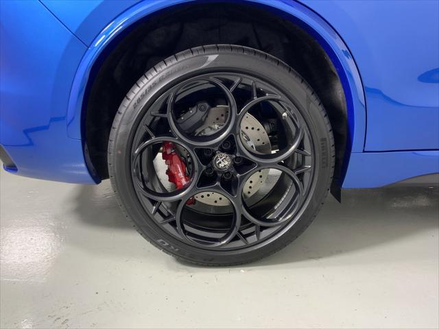 2024 Alfa Romeo Stelvio Quadrifoglio photo 4