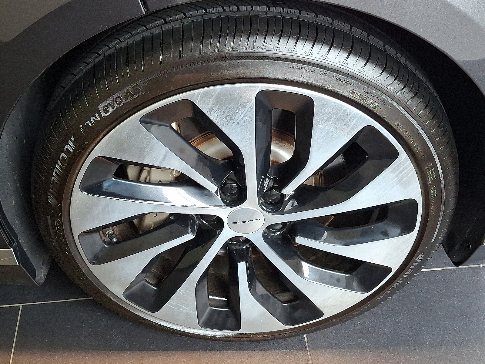 2022 Lucid Air Grand Touring photo 6