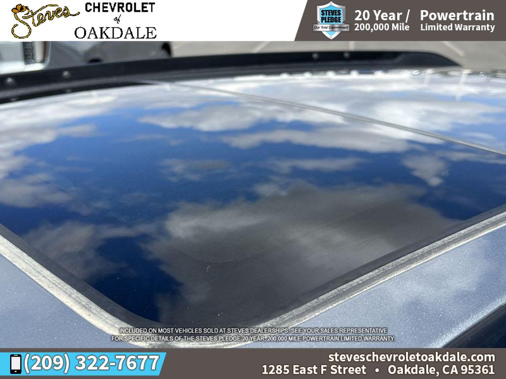 2024 Chevrolet Trax LT photo 17