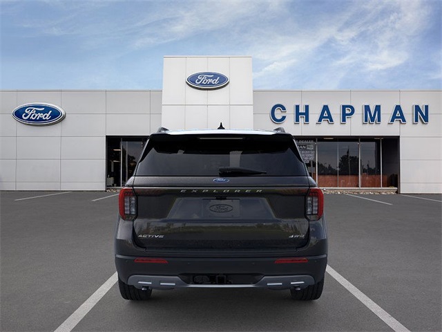 2025 Ford Explorer photo 4