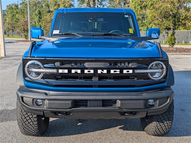 2023 Ford Bronco Outer Banks photo 9