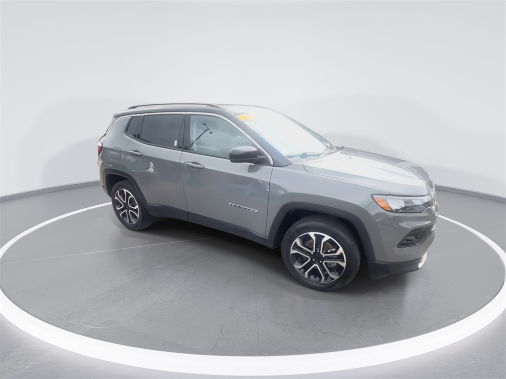 2022 Jeep Compass Limited photo 2