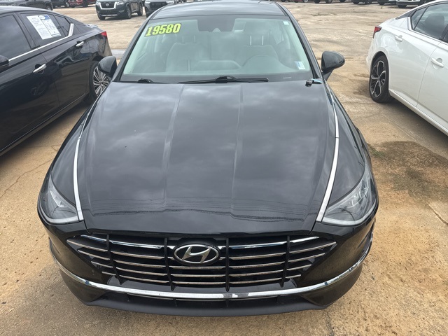 2022 Hyundai Sonata SE photo 2