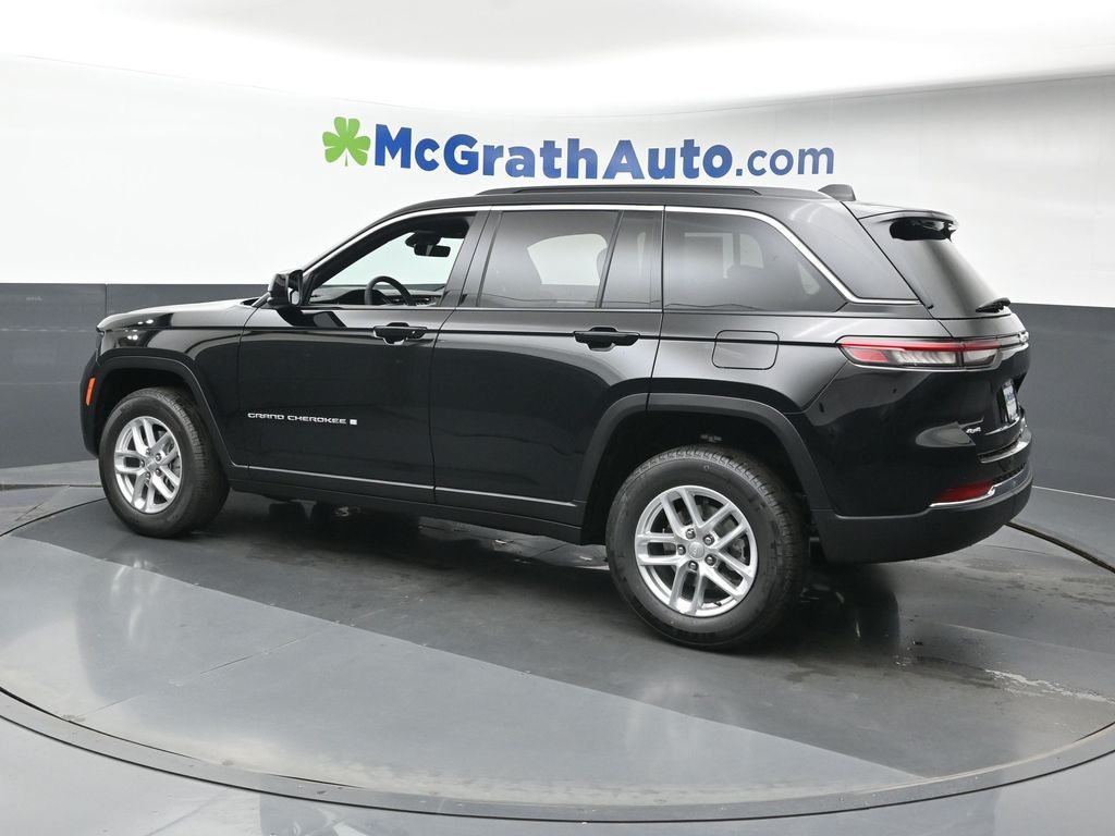 2025 Jeep Grand Cherokee Laredo X photo 15