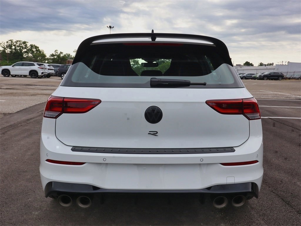 2025 Volkswagen Golf R photo 4