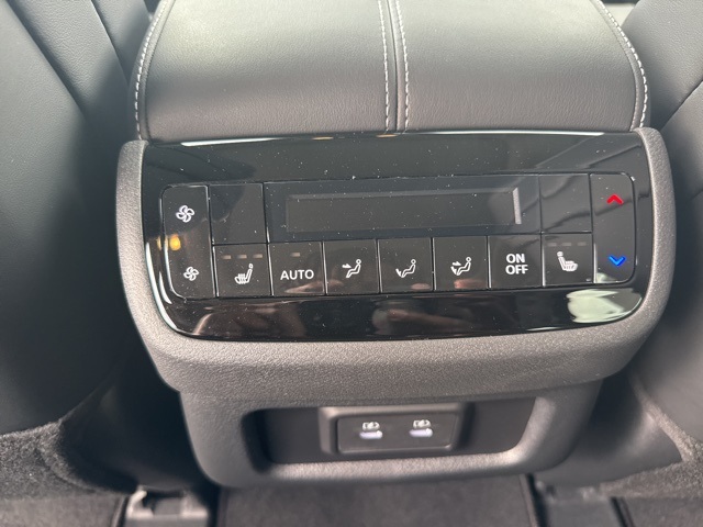 2026 Infiniti QX60 Luxe AWD photo 8