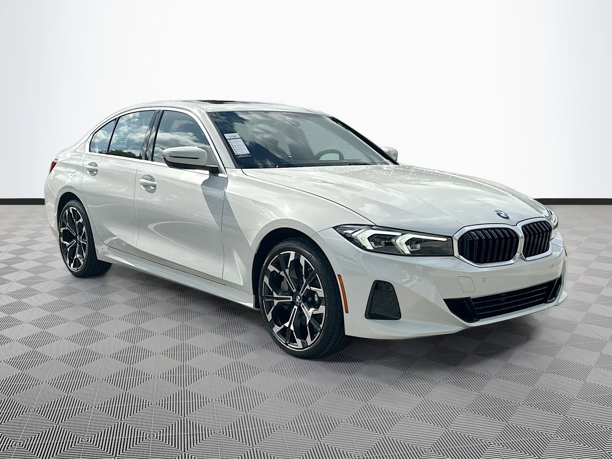 2026 BMW 3 Series 330i's photo