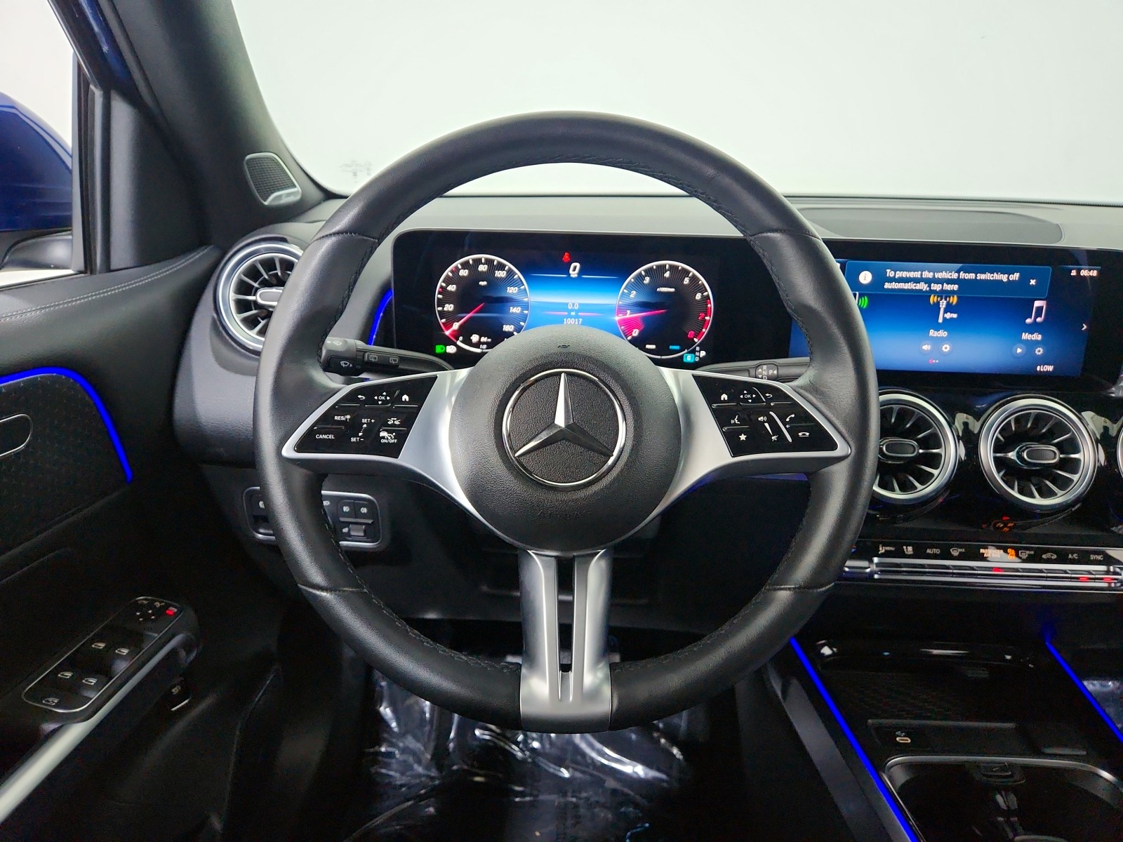 2024 Mercedes Benz GLB 250 photo 30