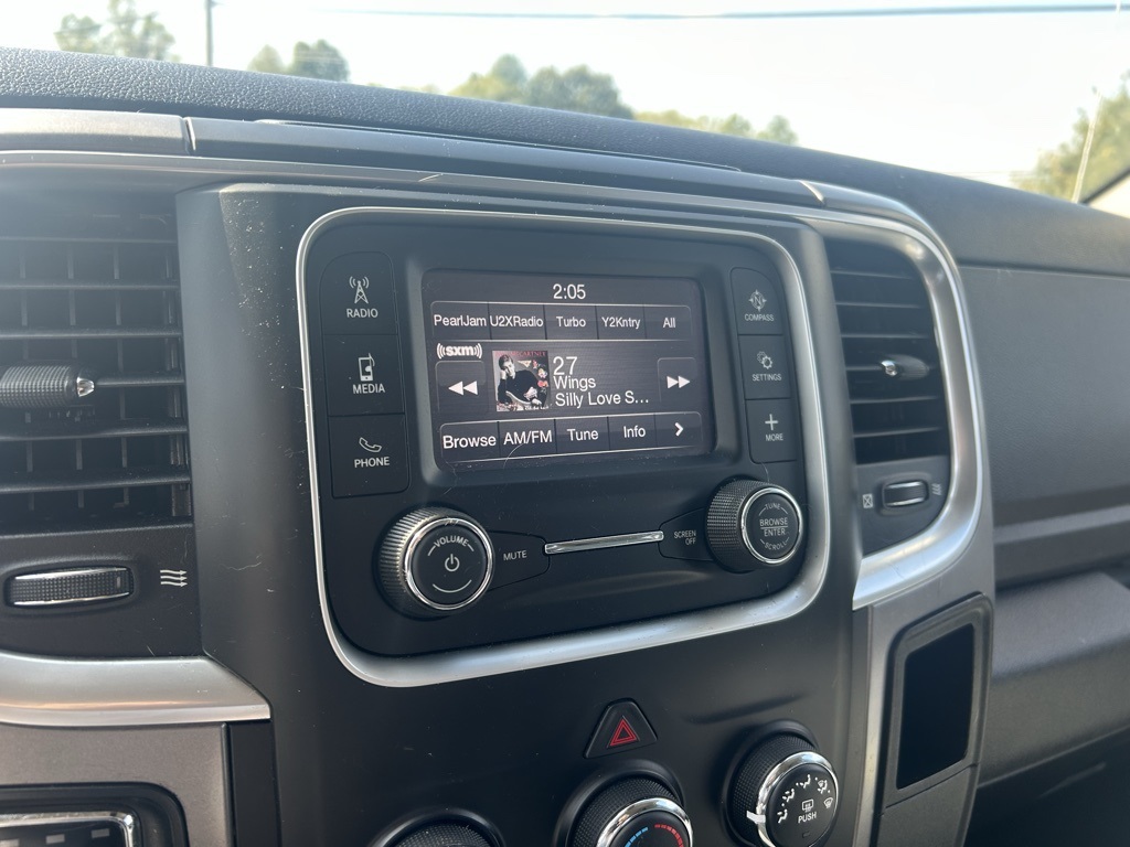 2022 Ram 1500 Classic SLT photo 18