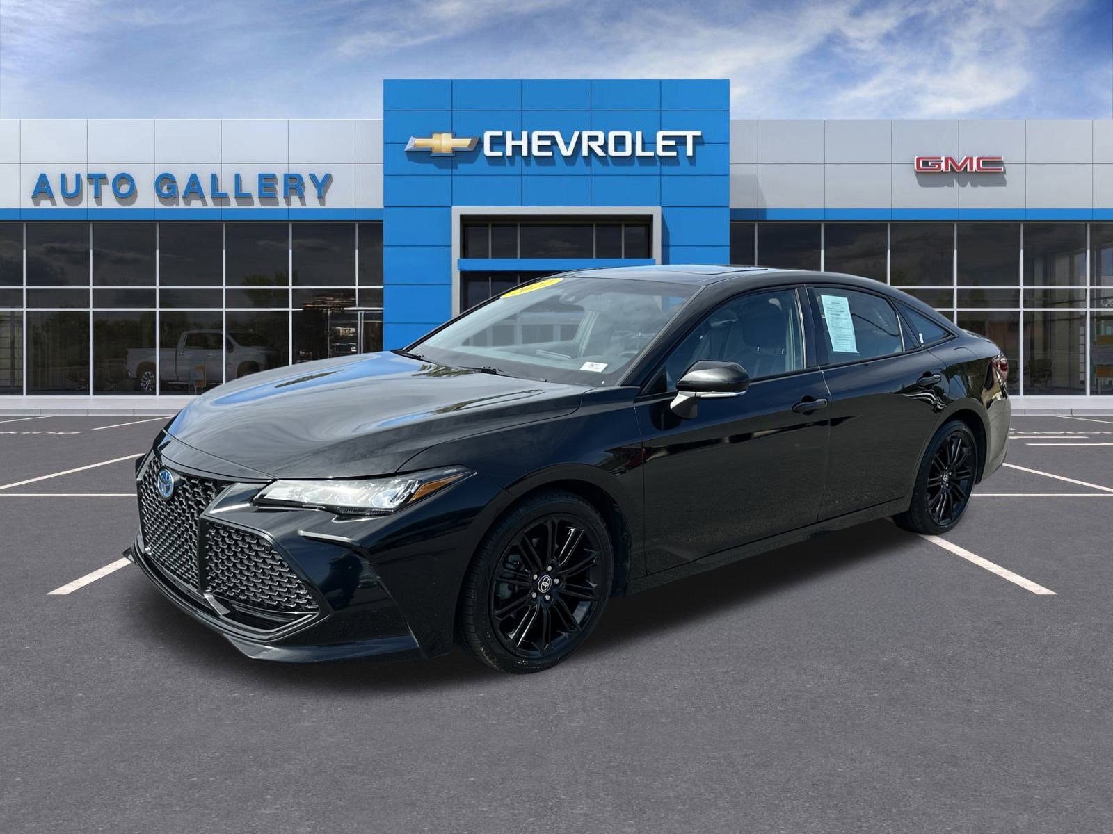 2022 Toyota Avalon XSE Nightshade's photo
