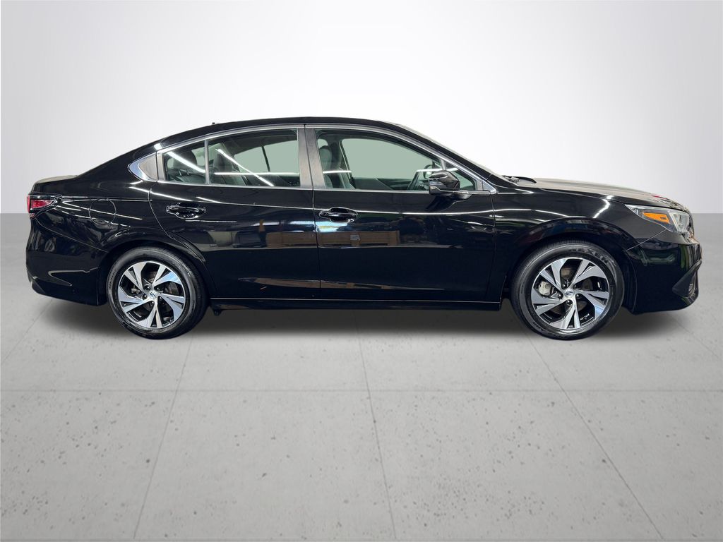 2022 Subaru Legacy Premium photo 8