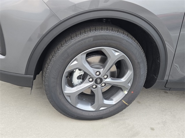 2025 Ford Escape ST-Line photo 5