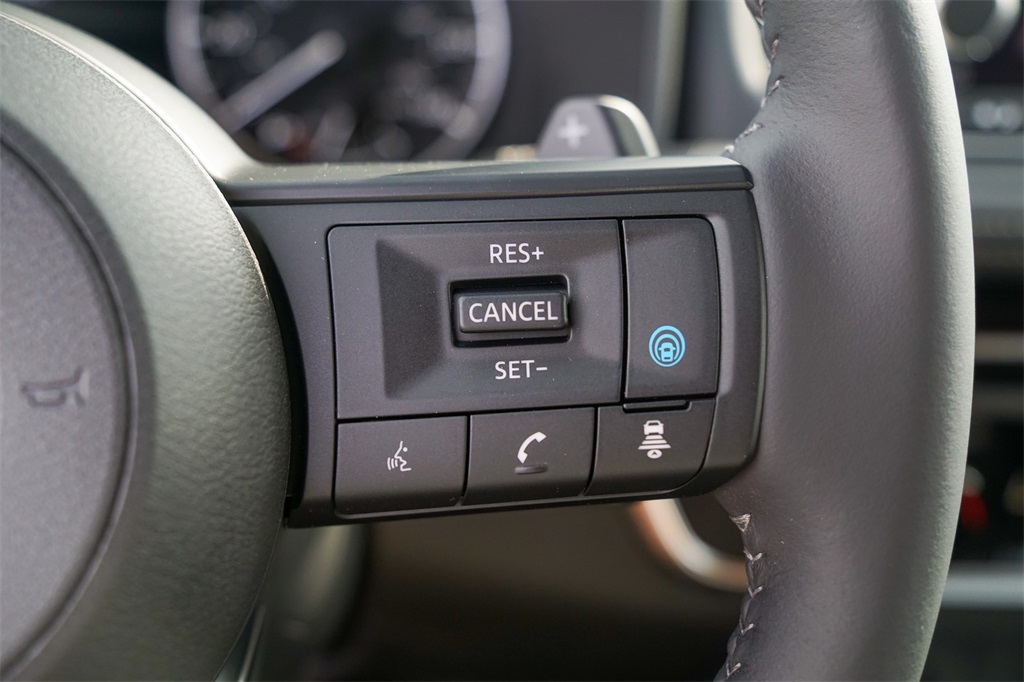 2024 Nissan Rogue SV photo 16