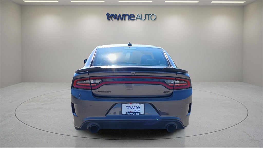 2022 Dodge Charger GT photo 4