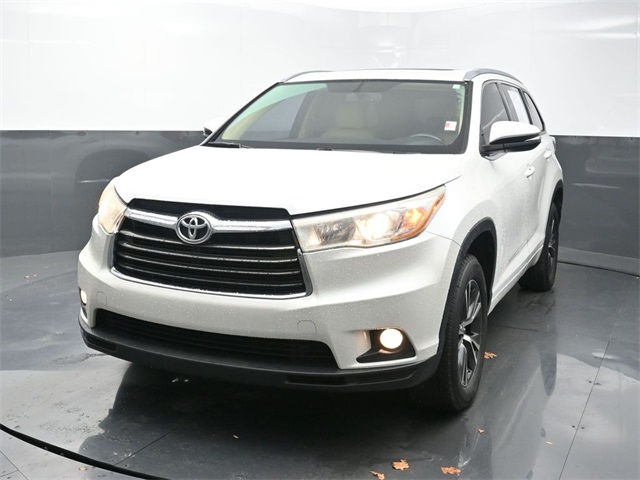 2016 Toyota Highlander XLE's photo