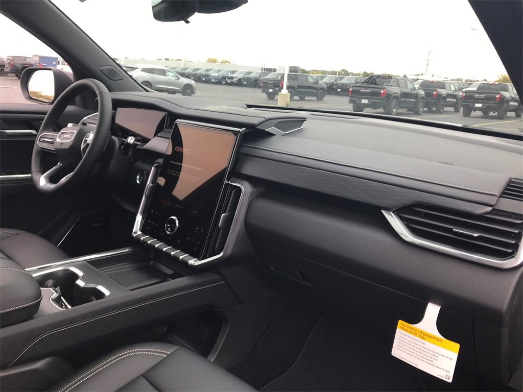 2026 GMC ACADIA - Image 38