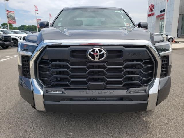 2025 Toyota Tundra SR5 CrewMax photo 2