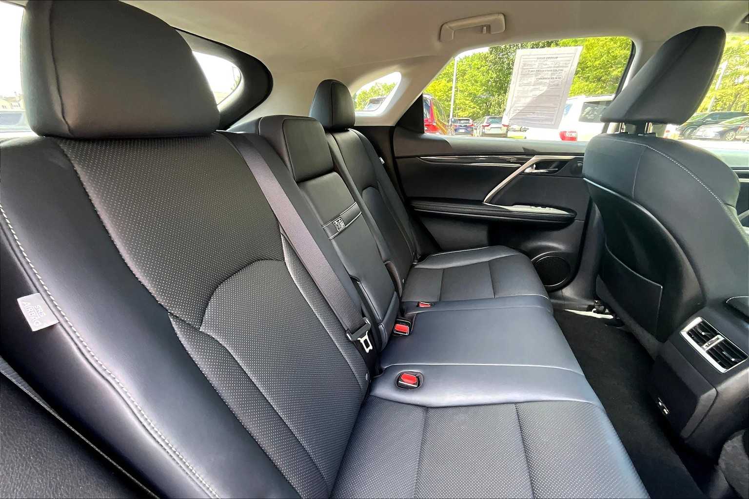 2021 Lexus RX 350 photo 17
