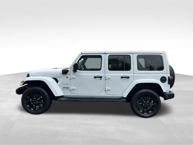 2024 Jeep Wrangler Sahara 4xe photo 3