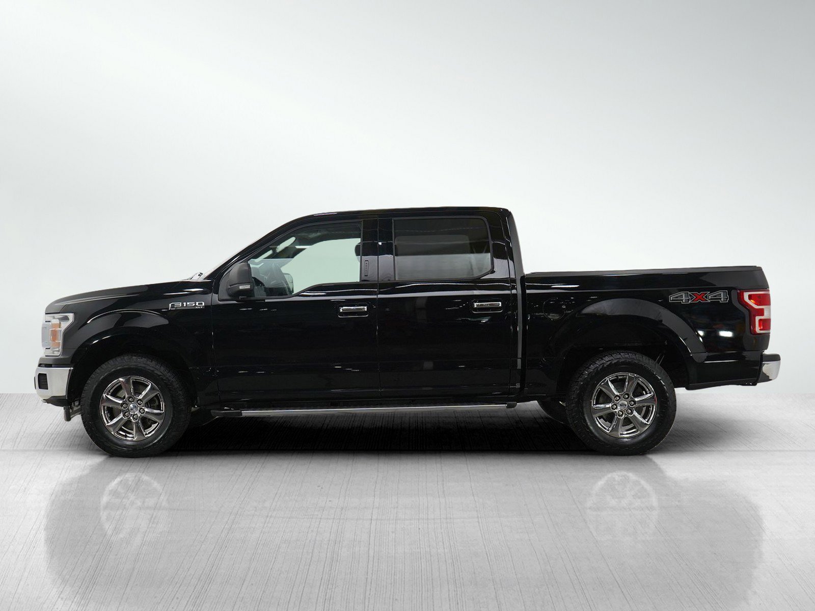 Used 2018 Ford F-150 XLT with VIN 1FTEW1EP2JKF58390 for sale in White Bear Lake, Minnesota