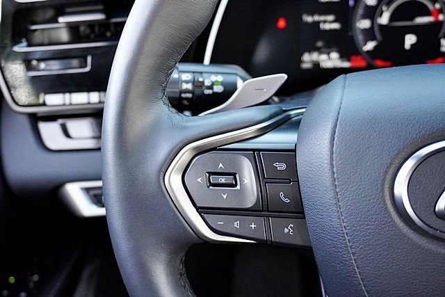 Used 2024 White Lexus 350 image 33