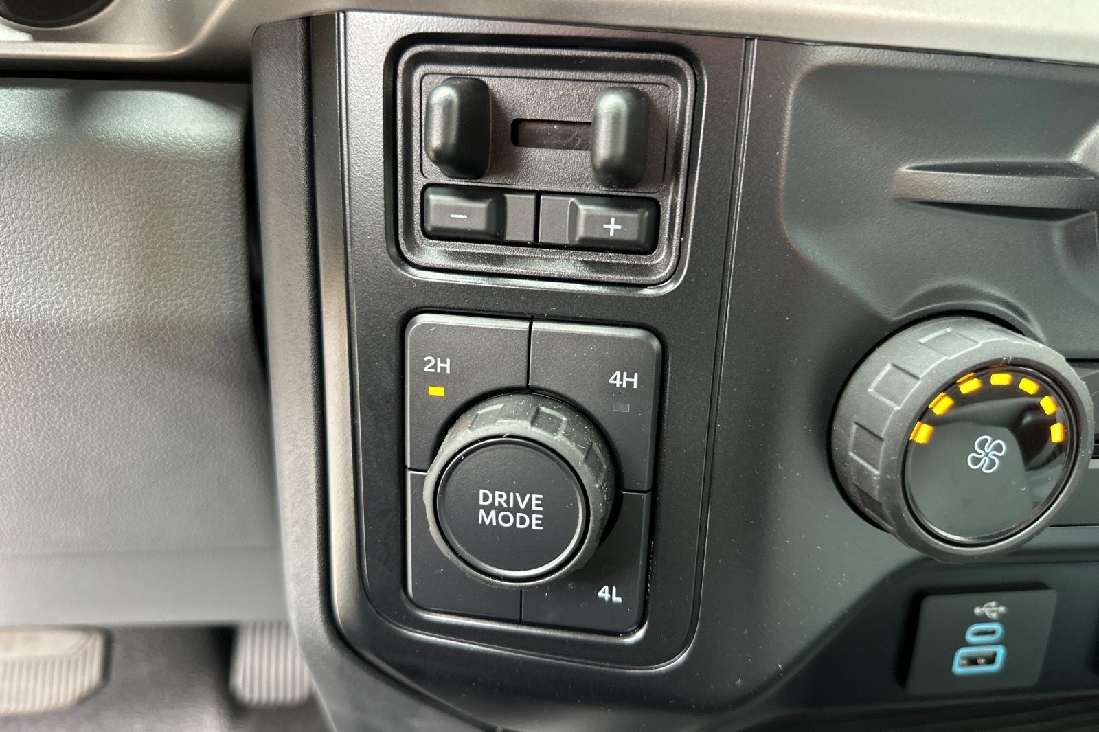 2024 Ford F-450 XL photo 24