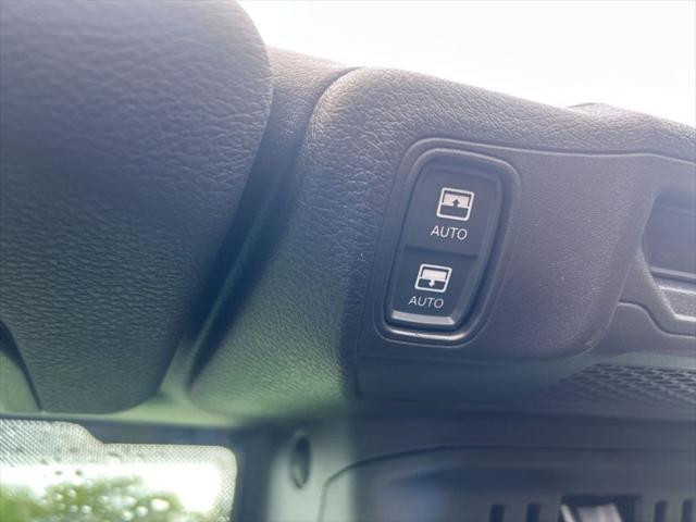 2025 Jeep Wrangler Sport S 4xe photo 40