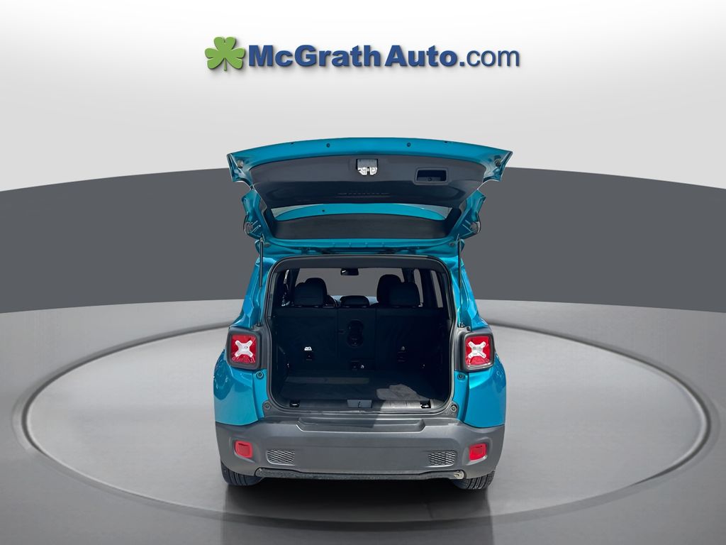 2022 Jeep Renegade Altitude photo 17