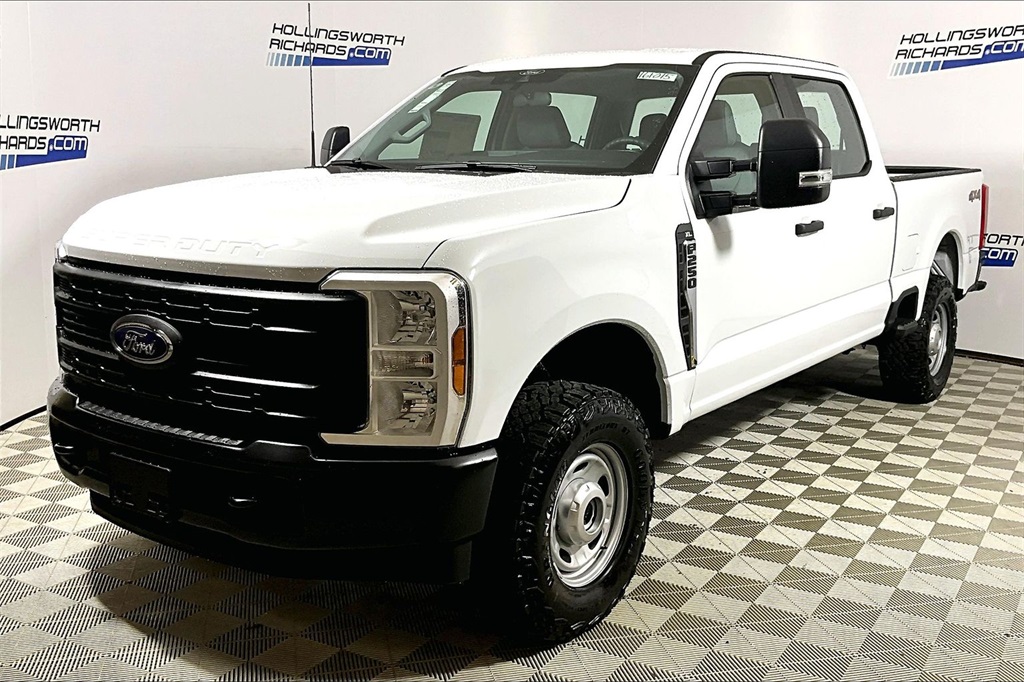 2026 Ford F-250 Super Duty XL's photo