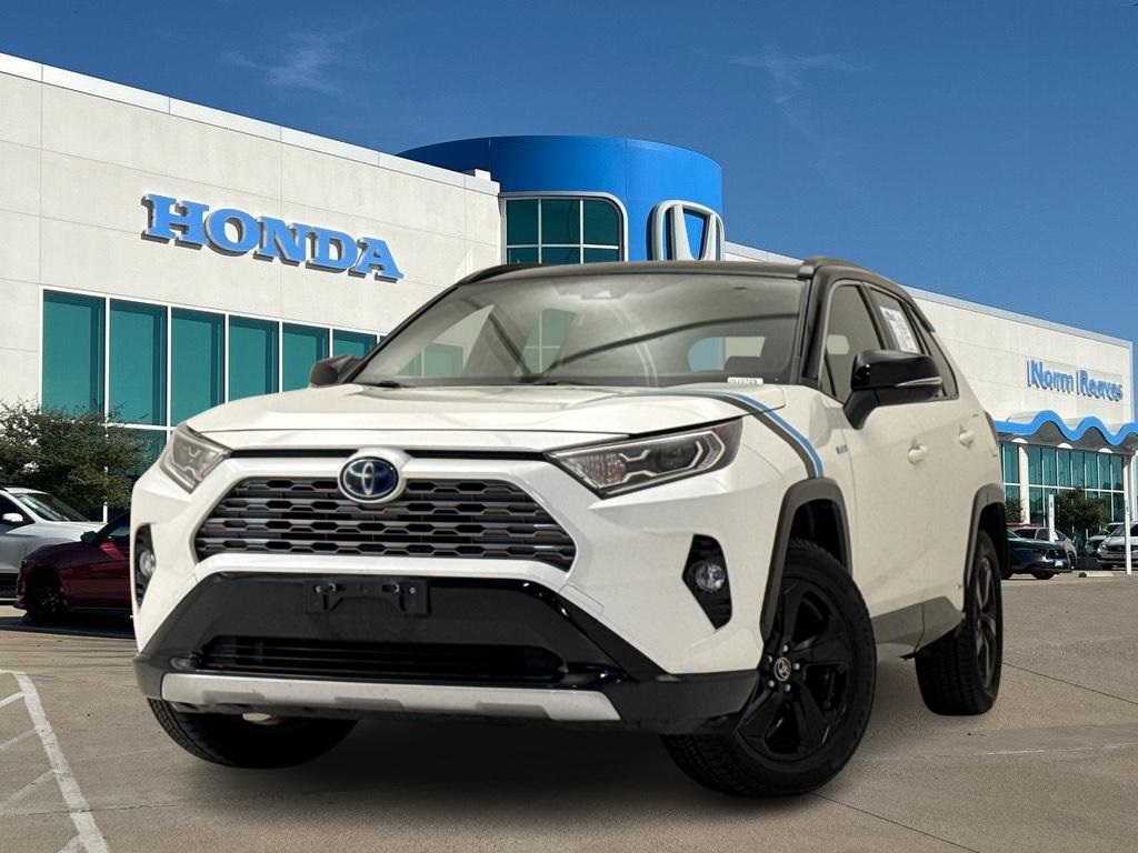 2019 Toyota RAV4 XSE's photo