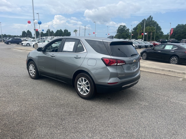 2023 Chevrolet Equinox LT photo 3