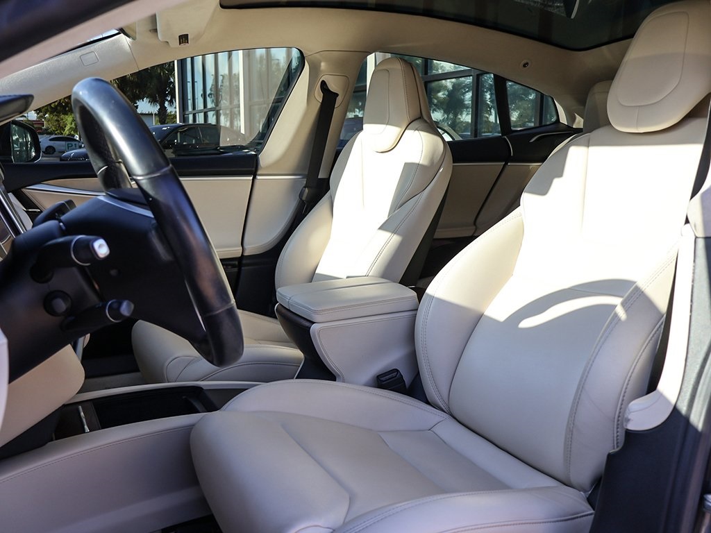 2018 Tesla Model S 75D photo 29